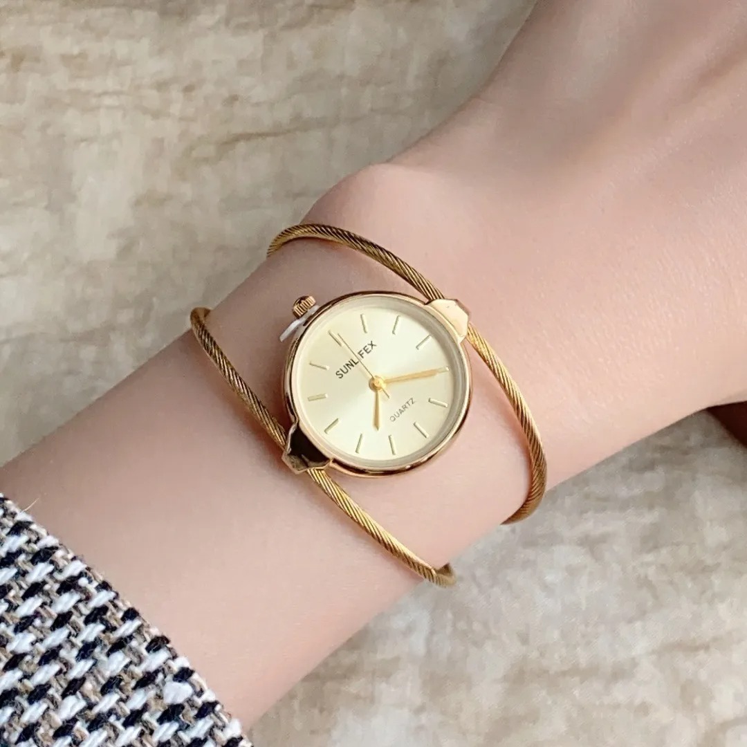 Reloj cuarzo mujer correa abierta